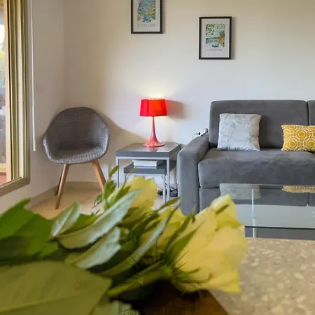 La Badine Airco Pool For 2 By Sunset