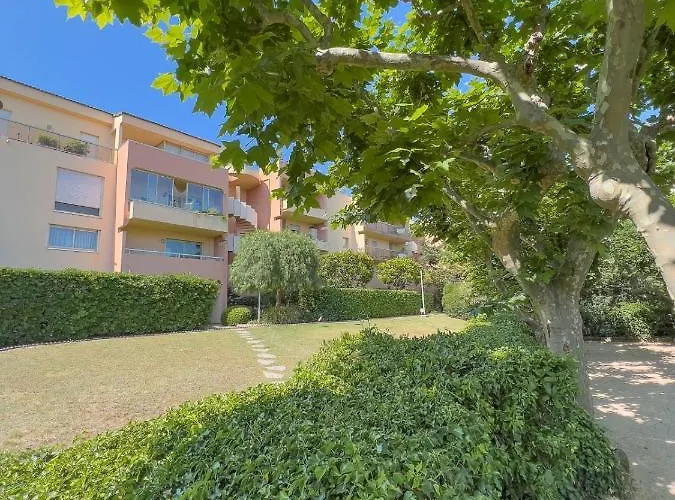 La Badine Airco Pool For 2 By Sunset Lejlighed