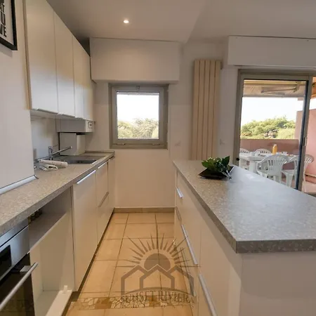 La Badine Airco Pool For 2 By Sunset Apartment *