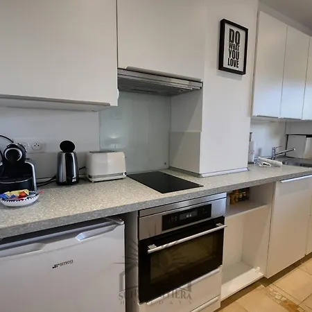 La Badine Airco Pool For 2 By Sunset Apartment