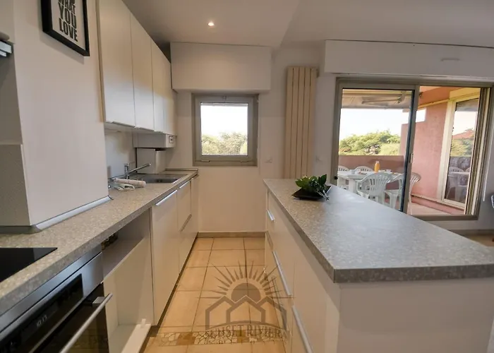 La Badine Airco Pool For 2 By Sunset Daire *