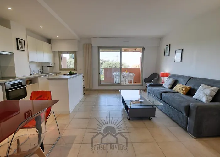 La Badine Airco Pool For 2 By Sunset Daire Antibes