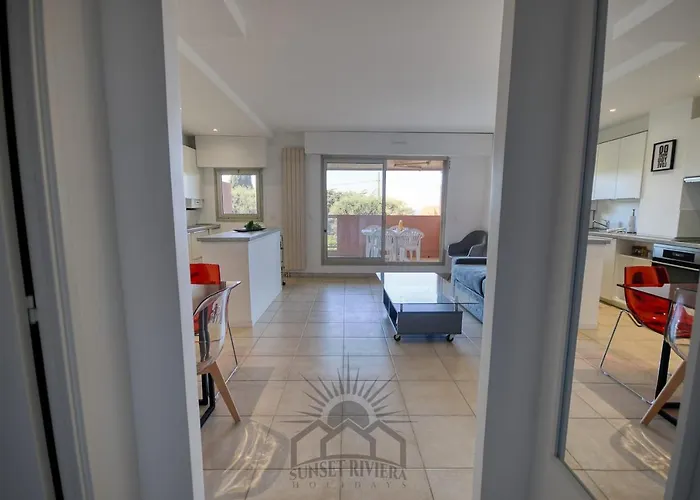 La Badine Airco Pool For 2 By Sunset 公寓 *